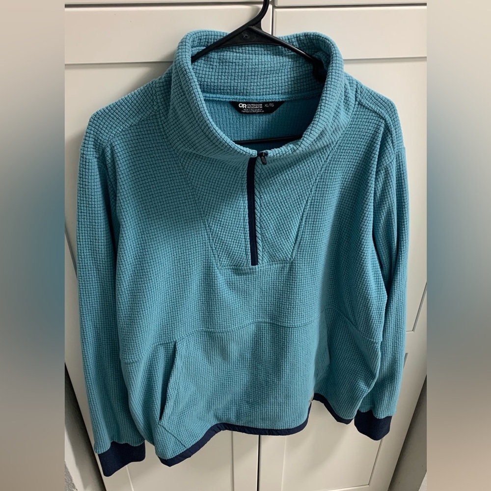 Women’s XL Outdoor Research microgrid sweatshirt
